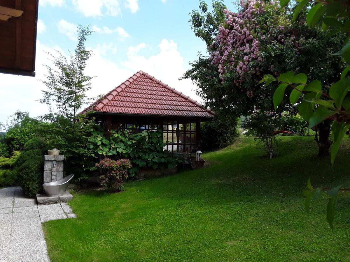 Ratsch an der Weinstraße Anna'S Home - Ferienwohnungen מראה חיצוני תמונה