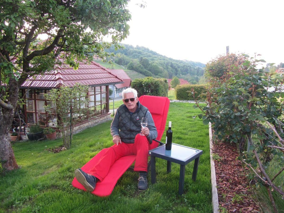 Ratsch an der Weinstraße Anna'S Home - Ferienwohnungen מראה חיצוני תמונה