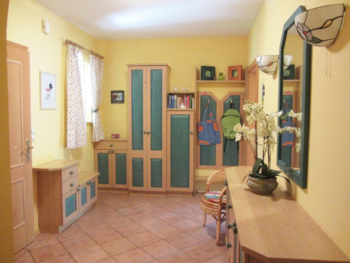 Ratsch an der Weinstraße Anna'S Home - Ferienwohnungen מראה חיצוני תמונה